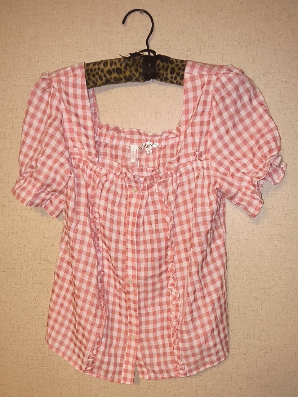 Pink Gingham Puff-Sleeve Square Neck Top